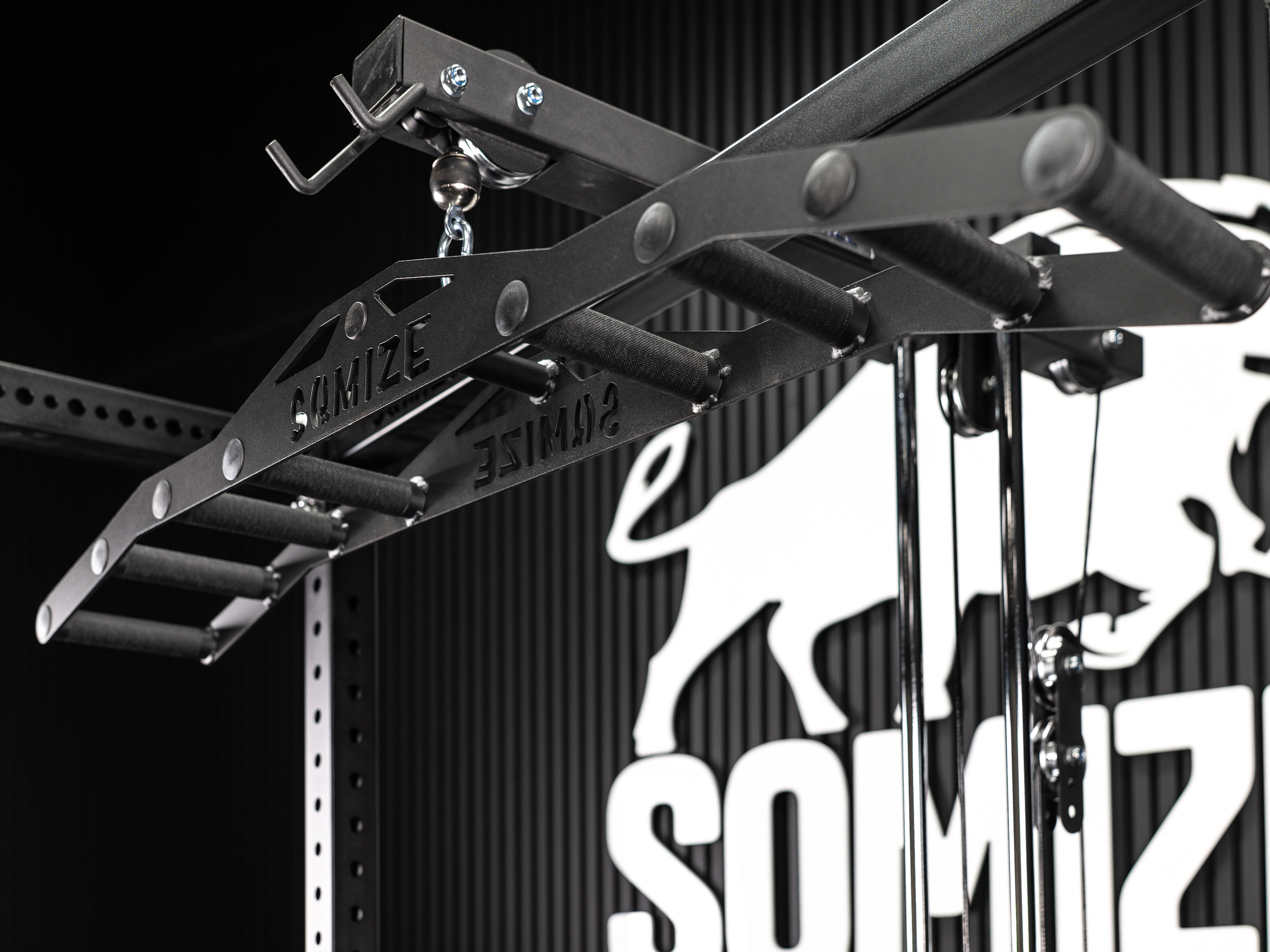 Monster Multi Lat Bar SQMIZE® MB600R, Länge 113 cm Monster Multi Lat Bar SQMIZE® MB600R, Länge 113 cm