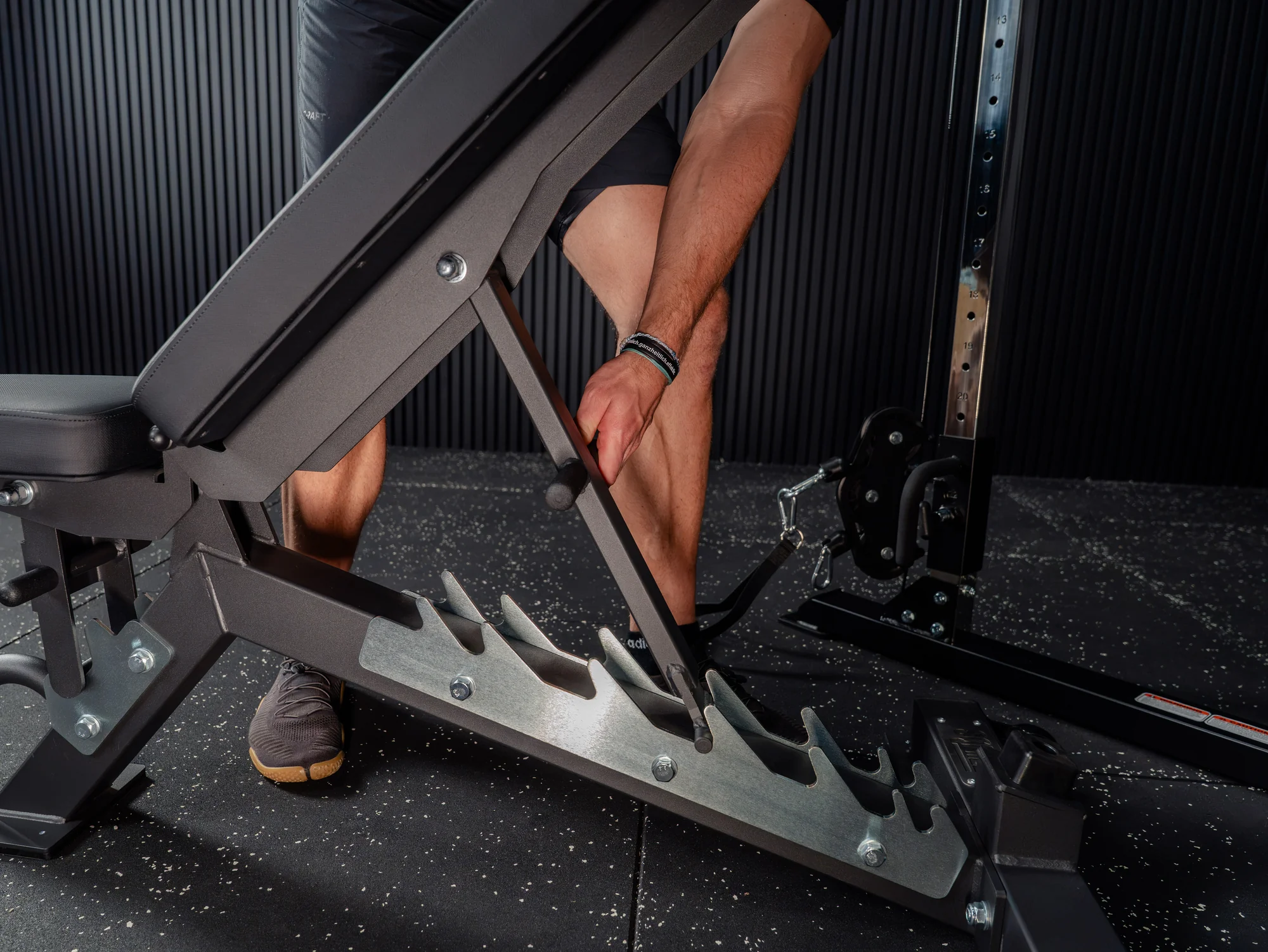Premium Adjustable Bench SQMIZE® SQ-R490 PRO STYLE CLUB BENCH