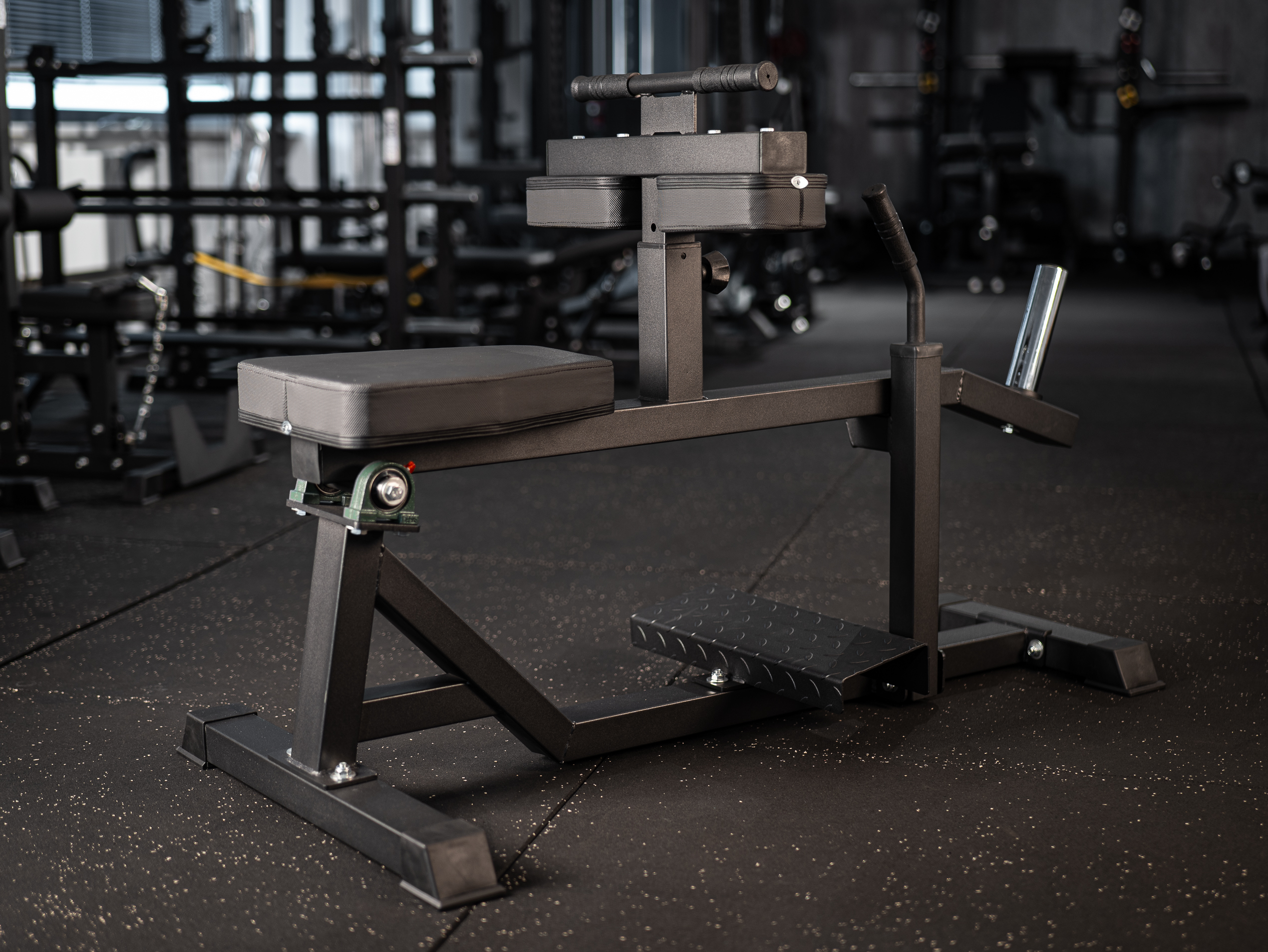 SCM928SpzF1K1ZUacEz Seated Calf Machine newfitness® FOX LINE SCM928, Wadenheber